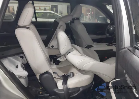 2024 Toyota Grand Highlander Hybrid Limited Max из США, поврежденный, VIN 5TDADAB51RS005564